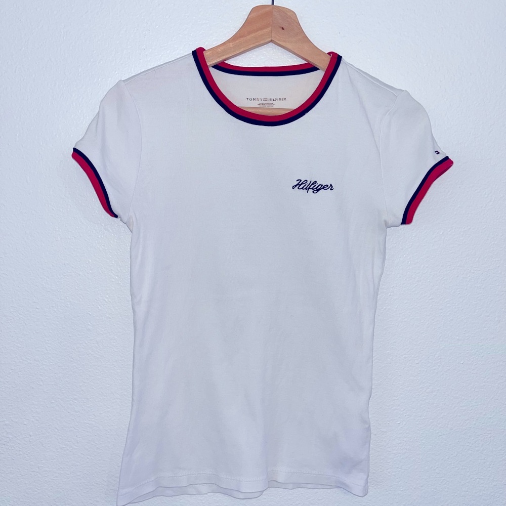 Vintage Tommy Hilfiger tee shirt size M